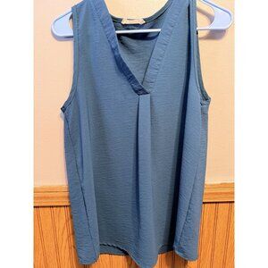 Entro Women's Sleeveless Blue Top Size Large